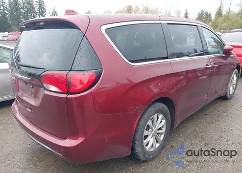 2018 Chrysler Pacifica Touring Plus z USA, uszkodzony, nr VIN 2C4RC1FG4JR154307